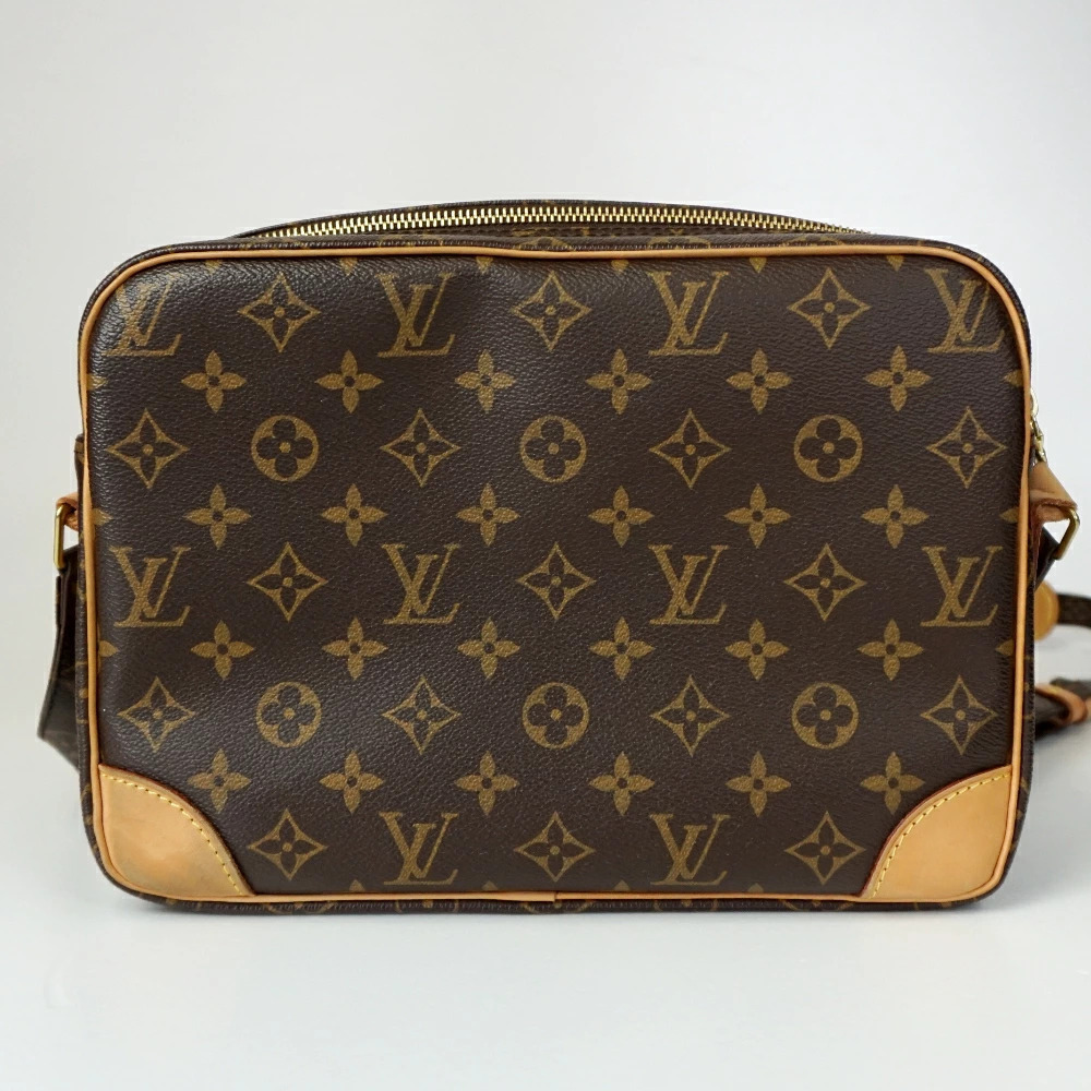 LOUIS VUITTON Nile Monogram Canvas Brown Shoulder Bag Crossbody